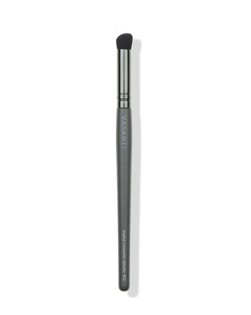 Angled concealer detailer brush 402