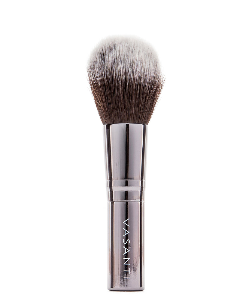 Vasanti Stubby Fluff Brush - Full size front shot